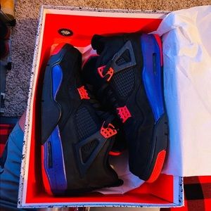 Air Jordan 4 raptor